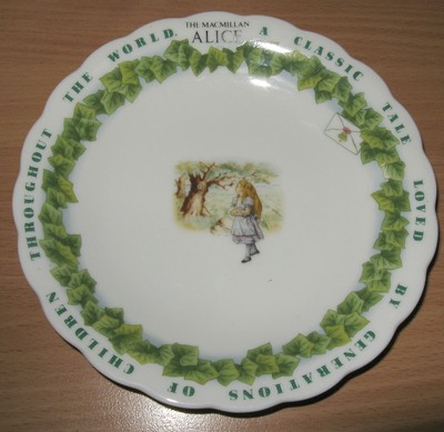 the macmillan alice in wonderland plate maebata japan green